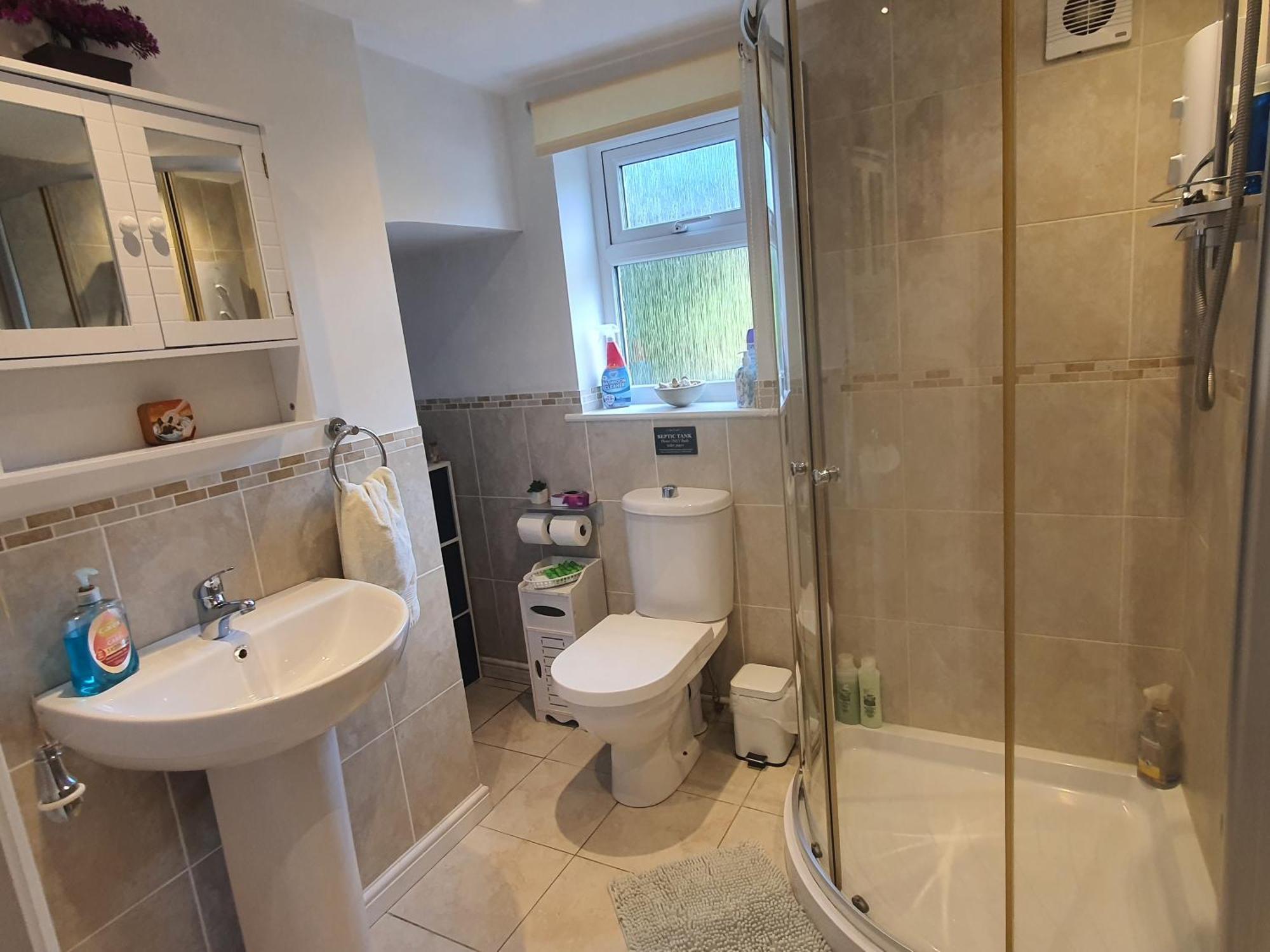 Idyllic 2 Bedroom Self-Contained Upsidedown Annexe Llandrindod Wells Extérieur photo