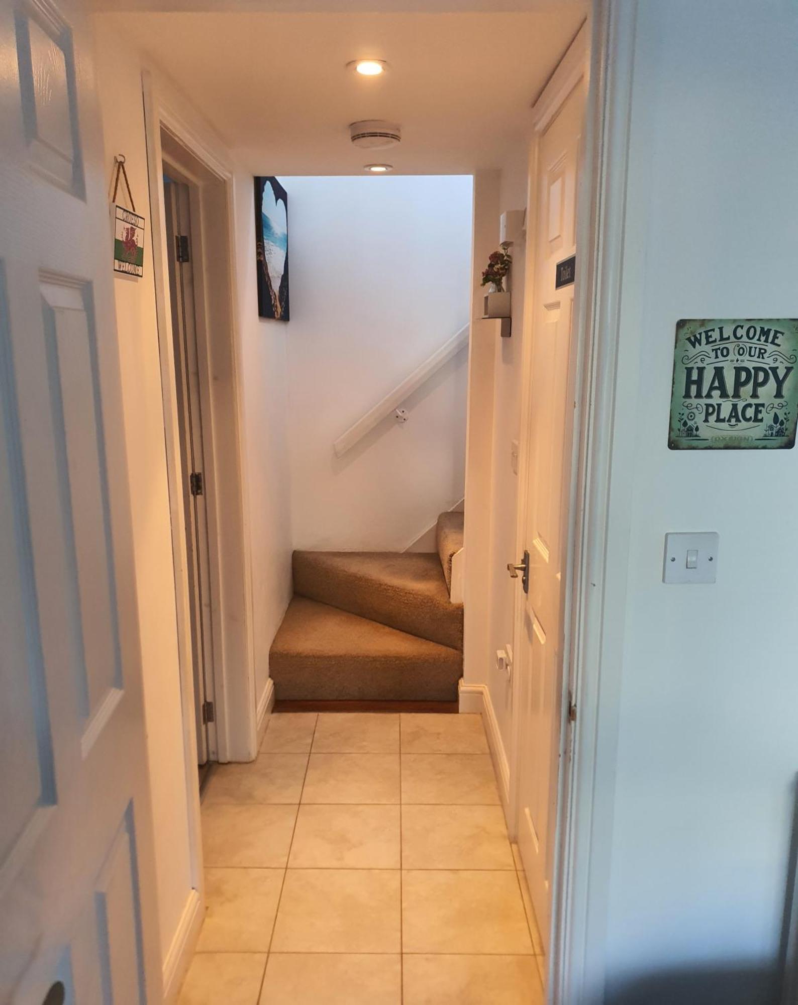 Idyllic 2 Bedroom Self-Contained Upsidedown Annexe Llandrindod Wells Extérieur photo